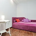 Pandosia Apartment