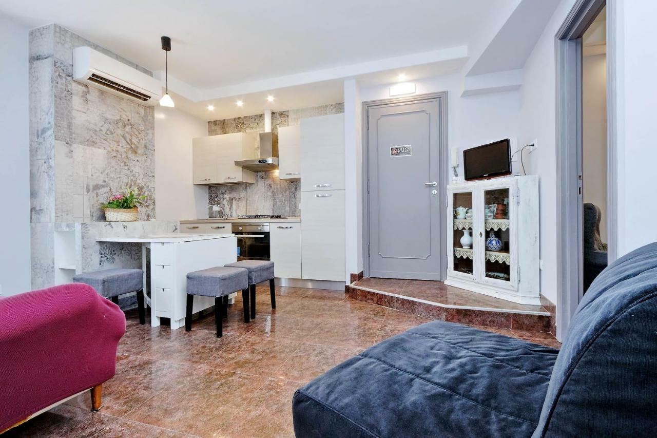 Apartment Pandosia Rom