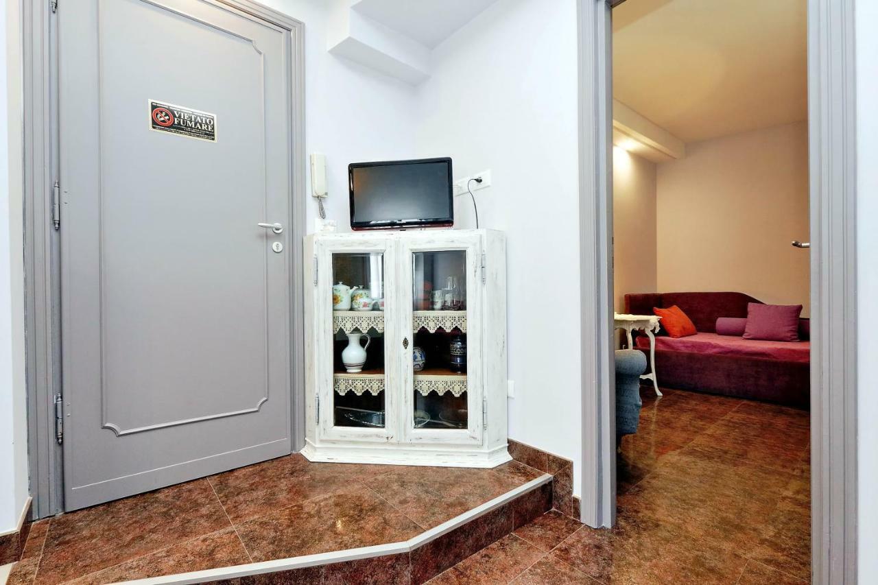 Apartment Pandosia *